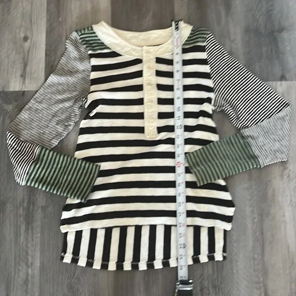 We the Free - Give Me Stripes Henley Long Sleeve Top - Size Small - Picture 9 of 16